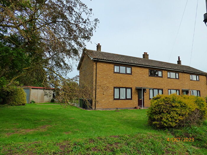 3 Bedroom Semi-Detached House To Rent In Church Lane, Hardley, Norwich, NR14