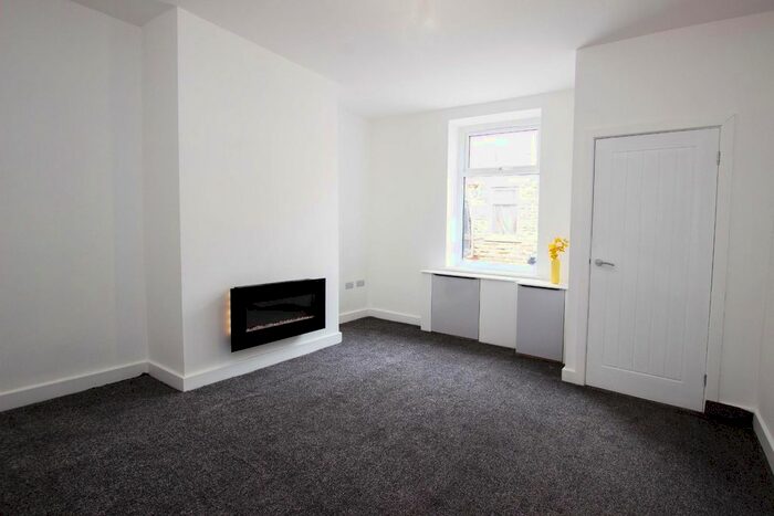 2 Bedroom Semi-Detached House To Rent In Moor Road, Orrell, Wigan, WN5