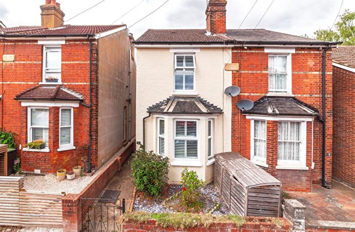 3 Bedroom Semi-Detached House For Sale In Chichester Road, Tonbridge, TN9