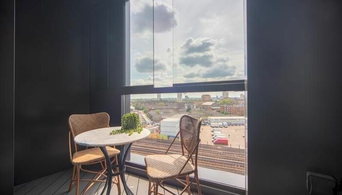 2 Bedroom Flat To Rent In Charles Clowes Walk, London, SW11