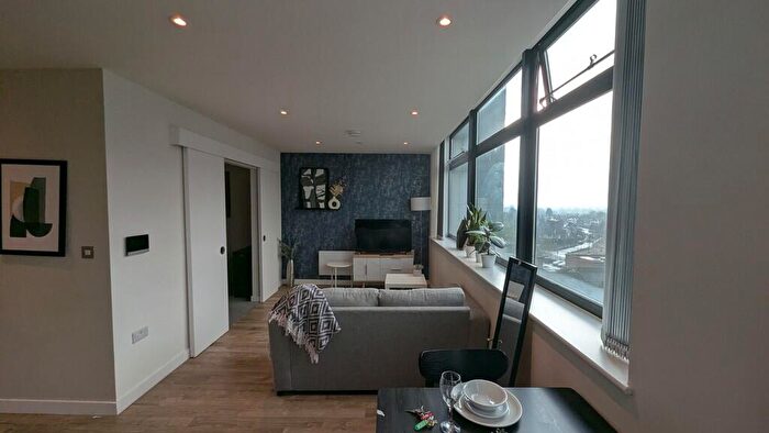 1 Bedroom Apartment To Rent In Paragon House A, Seymour Grove, M16