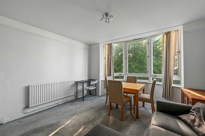 3 Bedroom Flat To Rent In Hercules Road, London, SE1