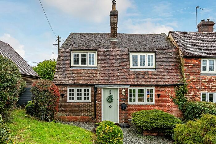 4 Bedroom Semi Detached House For Sale In The Green, Chiddingstone Hoath, Edenbridge, Kent, TN8