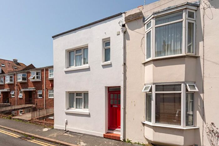 2 Bedroom House For Sale In Centurion Road, Brighton, BN1