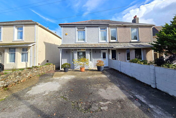 3 Bedroom Semi-Detached House For Sale In Callington Road, Saltash, PL12