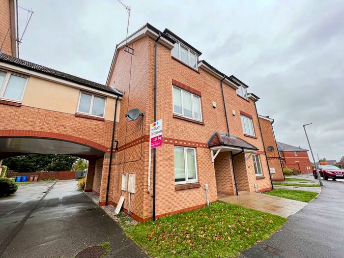 4 Bedroom Link Detached House To Rent In Merchant Way, Cottingham, HU16