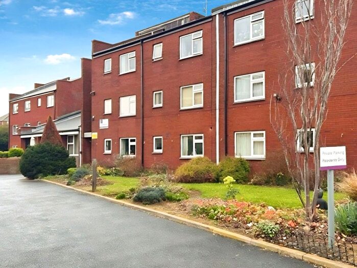 1 Bedroom Flat To Rent In Lime Tree Court, Doncaster, South Yorkshire, DN4