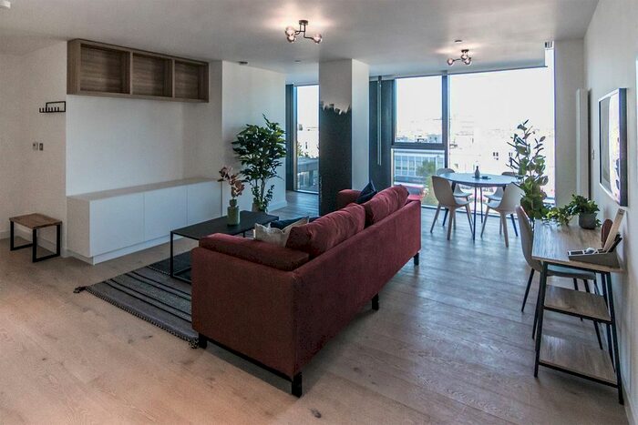 1 Bedroom Flat To Rent In Highgate Hill, London, N19