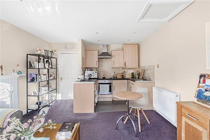 1 Bedroom Apartment To Rent In Walton Street, Oxford, Oxfordshire, OX2
