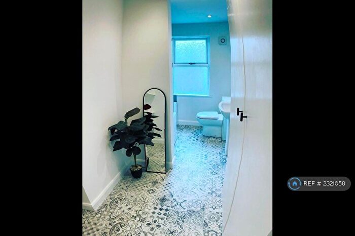 2 Bedroom Detached House To Rent In Sprowston Road, Norwich, NR3