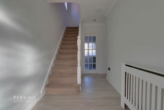 3 Bedroom End Of Terrace House To Rent In Cambridge Avenue, Greenford UB6