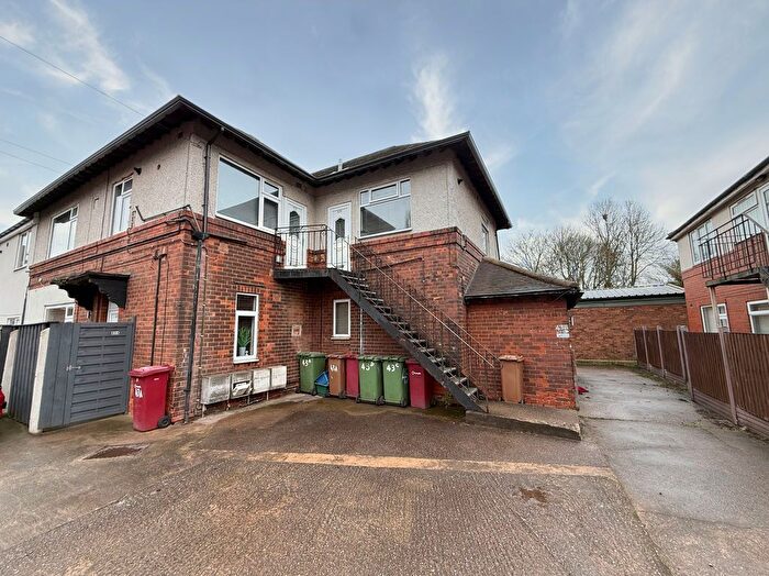 2 Bedroom Flat To Rent In Warwick Road, Scunthorpe, DN16