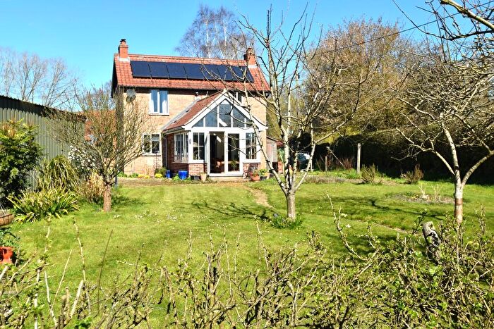 3 Bedroom Detached House For Sale In Swanton Abbott, NR10