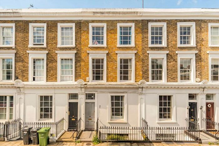3 Bedroom House For Sale In Hanover Gardens, Oval, SE11