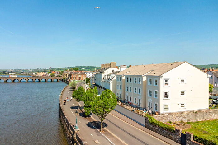 2 Bedroom Flat For Sale In Taw Court, Litchdon Street, Barnstaple Town Centre, North Devon, EX32
