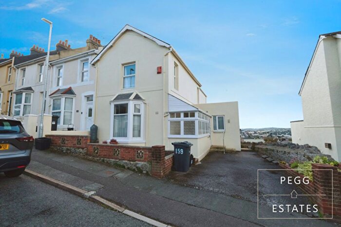 4 Bedroom End Of Terrace House For Sale In Windsor Road, Torquay, TQ1