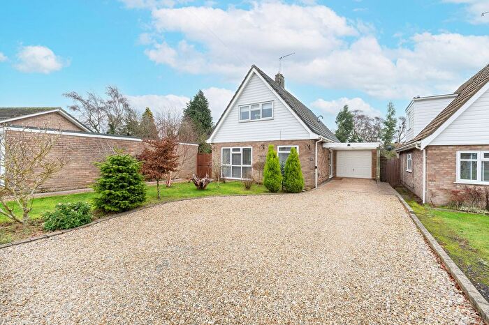 4 Bedroom Bungalow For Sale In Broad Reaches, Ludham, NR29