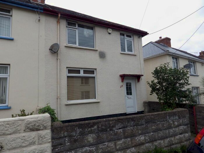 3 Bedroom End Of Terrace House To Rent In Orchard Road, Barnstaple, EX32