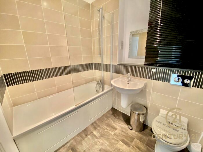 1 Bedroom Flat To Rent In Waterloo Road, Cowley, Uxbridge, UB8