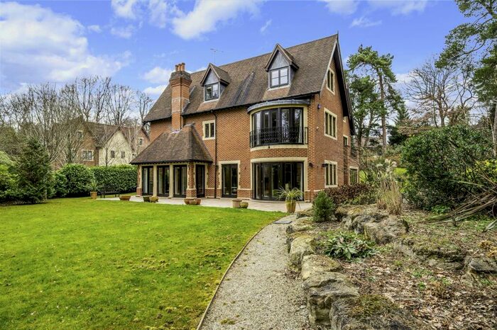 6 Bedroom Detached House To Rent In Sandy Lane, Kingswood, Tadworth, KT20