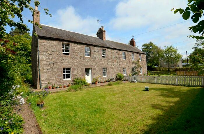 2 Bedroom Semi-Detached House For Sale In Eastend, Pitcairngreen, PH1