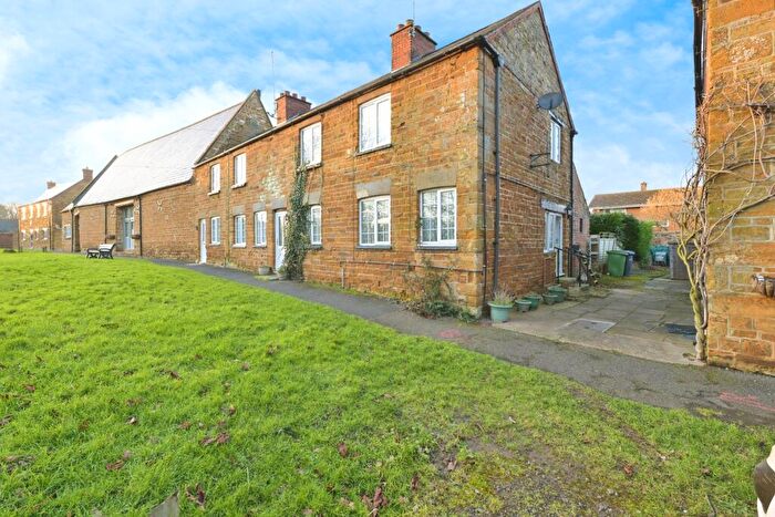 3 Bedroom End Of Terrace House For Sale In The Green, Kislingbury, Northampton, NN7