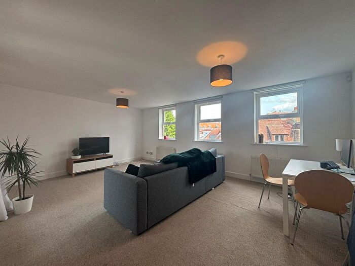 2 Bedroom Property To Rent In Castle Place, Tonbridge, TN9