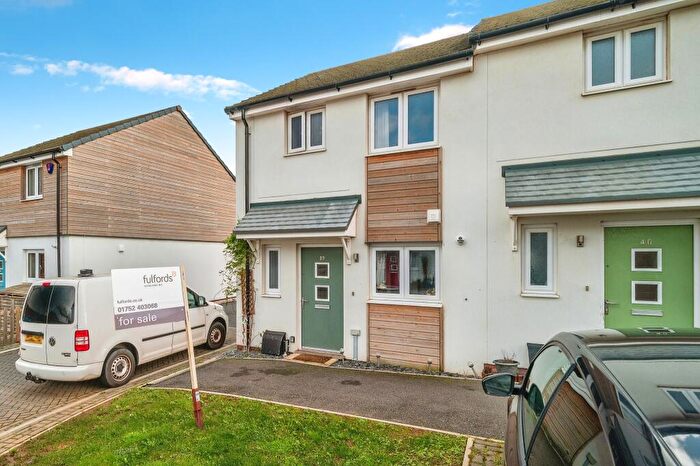 2 Bedroom Semi-Detached House For Sale In Henry Avent Gardens, Plymouth, Devon, PL9