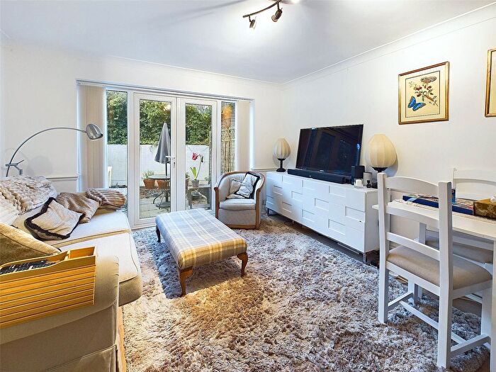 3 Bedroom Terraced House To Rent In Lion Road, Twickenham, TW1