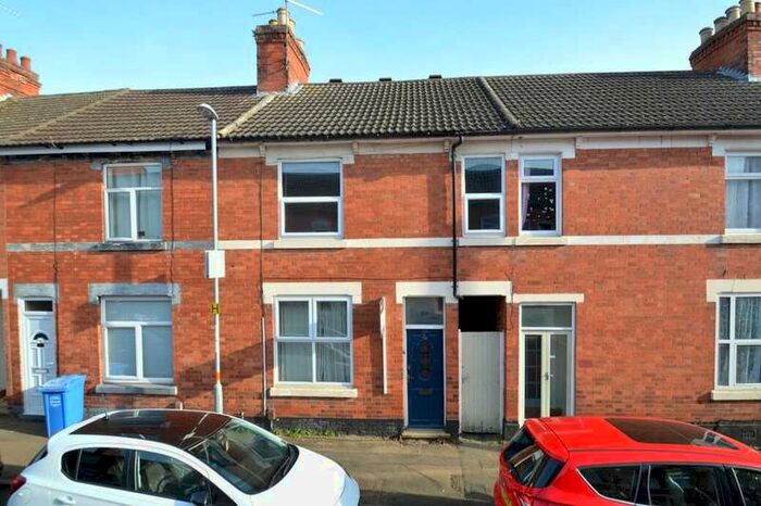 3 Bedroom Terraced House To Rent In Argyll Street, Kettering, NN15