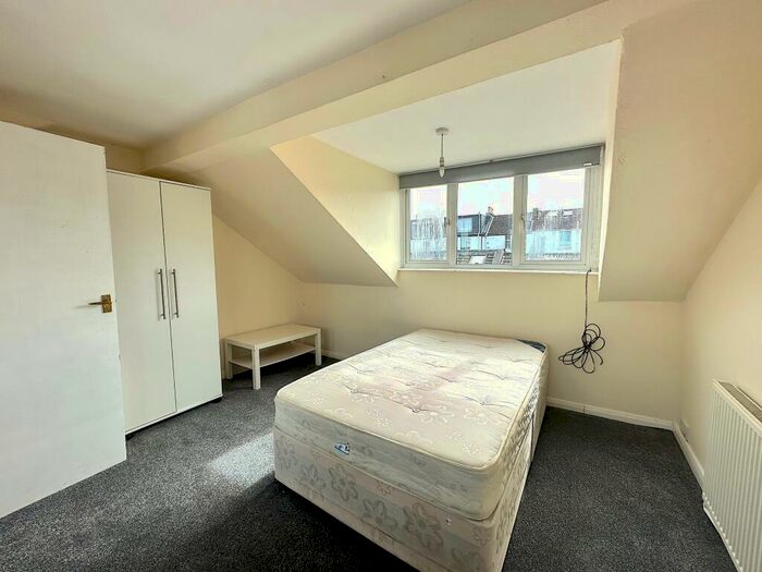 5 Bedroom Town House To Rent In Holland Street, BN2