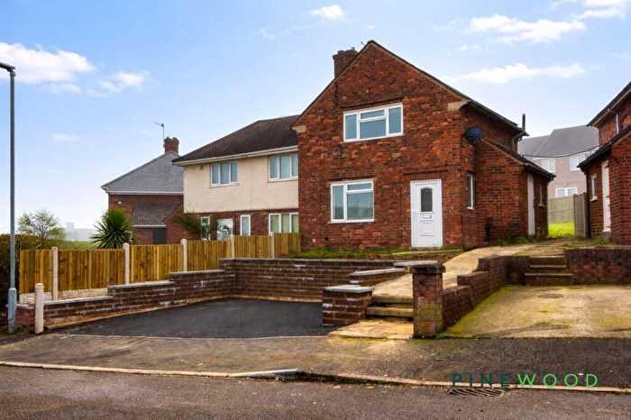 2 Bedroom Semi Detached House For Sale In Laurel Crescent, Hollingwood, S43