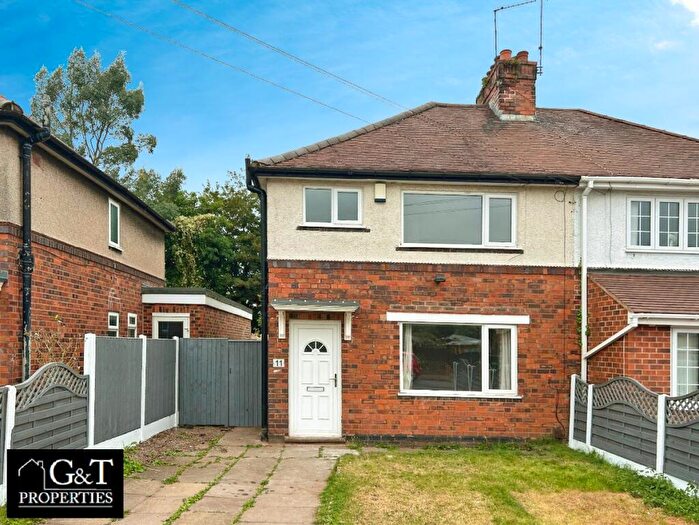 3 Bedroom Semi-Detached House To Rent In Manor Park, Kingswinford, DY6