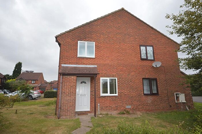 1 Bedroom Semi-Detached House To Rent In Bishops Green, Singleton, Ashford, TN23