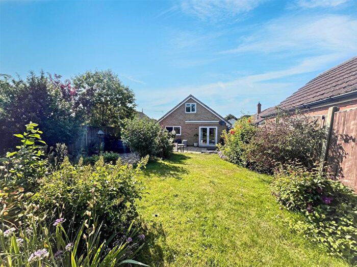 3 Bedroom Detached Bungalow For Sale In Broadwood Close, Trimingham, Norwich, NR11