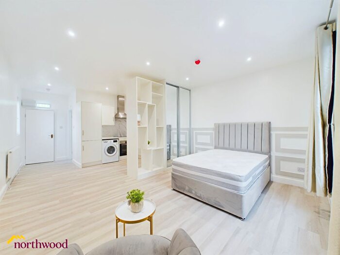 1 Bedroom Studio To Rent In Bridge Street, Banbury, OX16