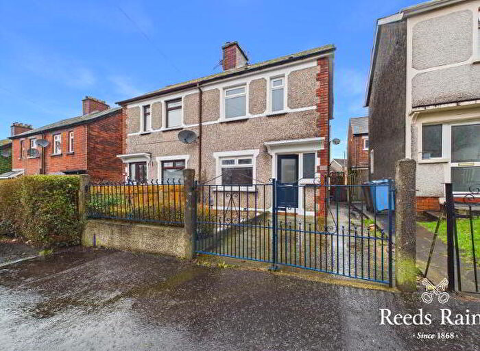 3 Bedroom Semi-Detached House For Sale In Dunraven Park, Belfast, BT5