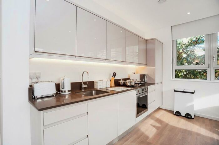 1 Bedroom Apartment To Rent In Granton House, Silbury Boulevard, Milton Keynes, Buckinghamshire, MK9