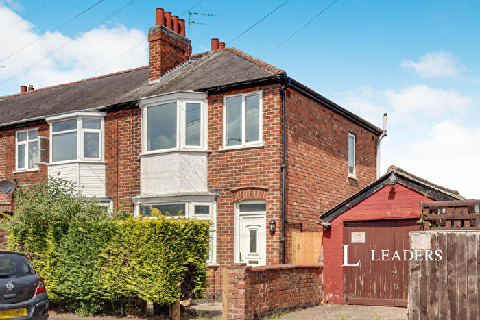 3 Bedroom End Of Terrace House To Rent In Limehurst Avenue, Loughborough, LE11