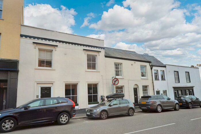 3 Bedroom Duplex To Rent In Verulam Road, St Albans, AL3