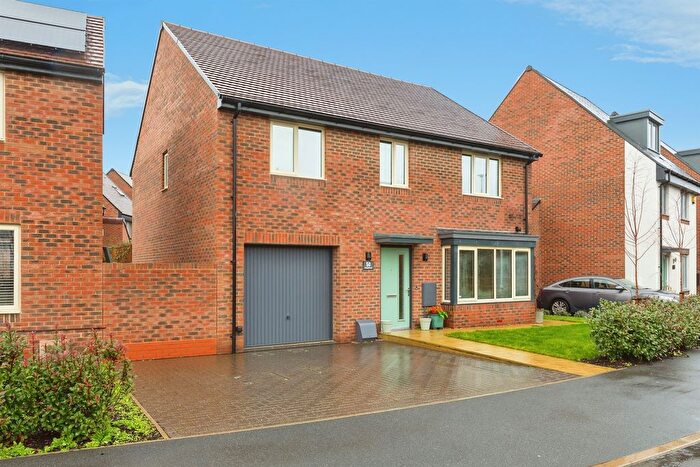 4 Bedroom Detached House For Sale In Purssell Road, Weston Turville, Aylesbury, HP22