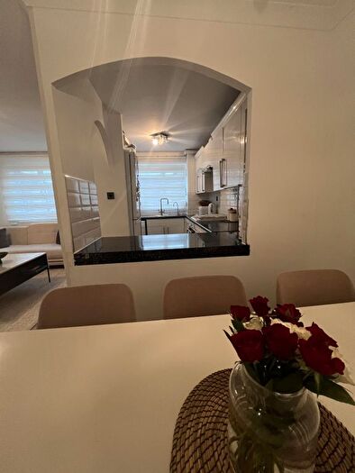 1 Bedroom Flat For Sale In Plowman Close, London, N18