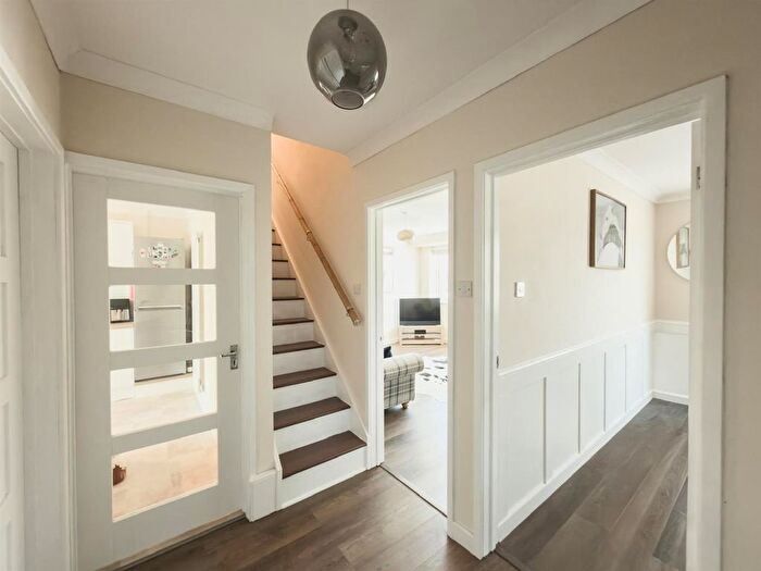 3 Bedroom Semi Detached Bungalow For Sale In Margaret Crescent, Burnham-On-Sea, TA8