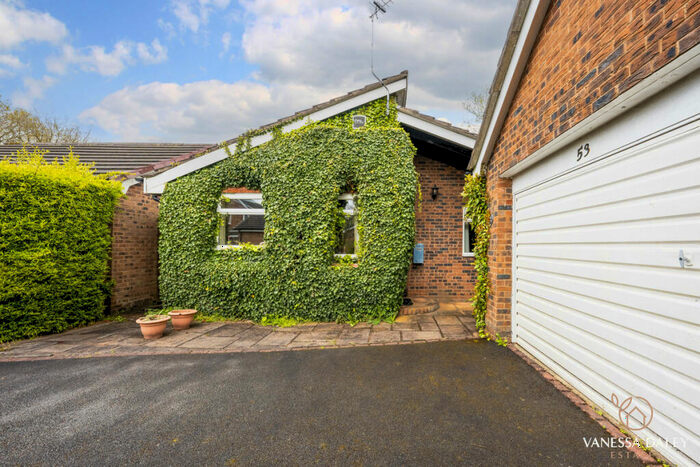 3 Bedroom Bungalow For Sale In Fairways, Preston, PR2