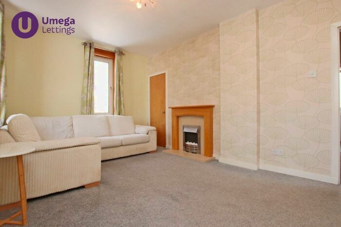 2 Bedroom Flat To Rent In Whitson Road, Balgreen, Edinburgh, EH11