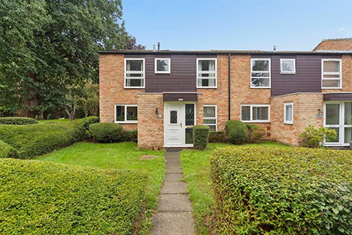 3 Bedroom End Of Terrace House For Sale In Colt Stead, New Ash Green, DA3