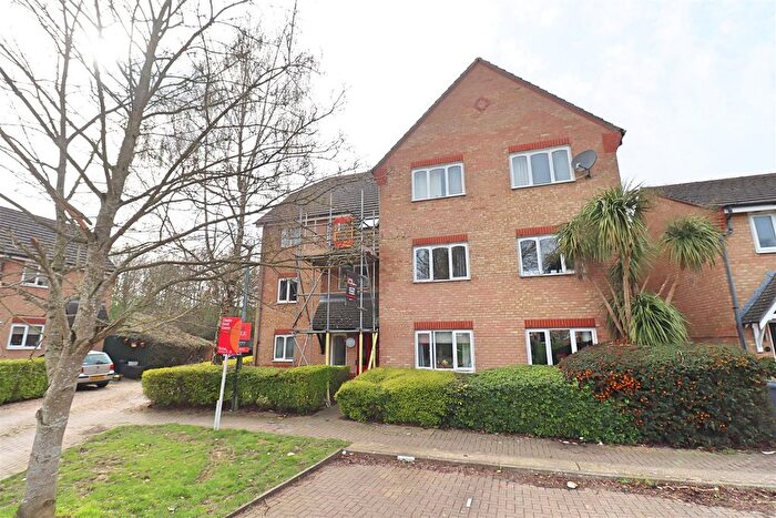 1 Bedroom Flat For Sale In Stanstrete Field, Great Notley, Braintree, CM77