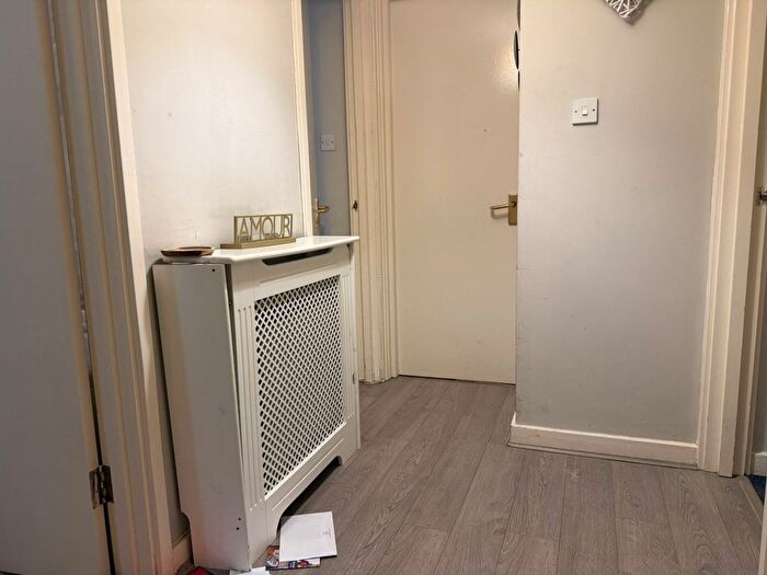 2 Bedroom Flat To Rent In The Heyes Gloucester Green, Oxford, Oxfordshire, OX1