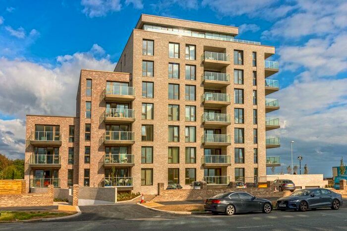 2 Bedroom Flat To Rent In **Prestigious New Build** West Parade, Worthing, BN11