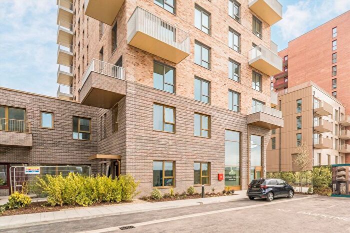 2 Bedroom Flat To Rent In Eastman Road, Harrow, HA1